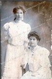Isabella Barrett (nee Munro and Agnes (Nan) Crawford (nee Munro)